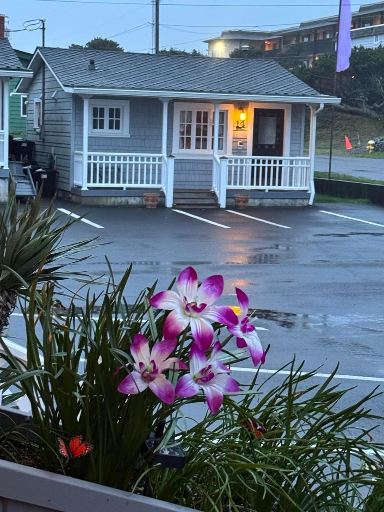 Whistling Winds Motel Lincoln City Ngoại thất bức ảnh
